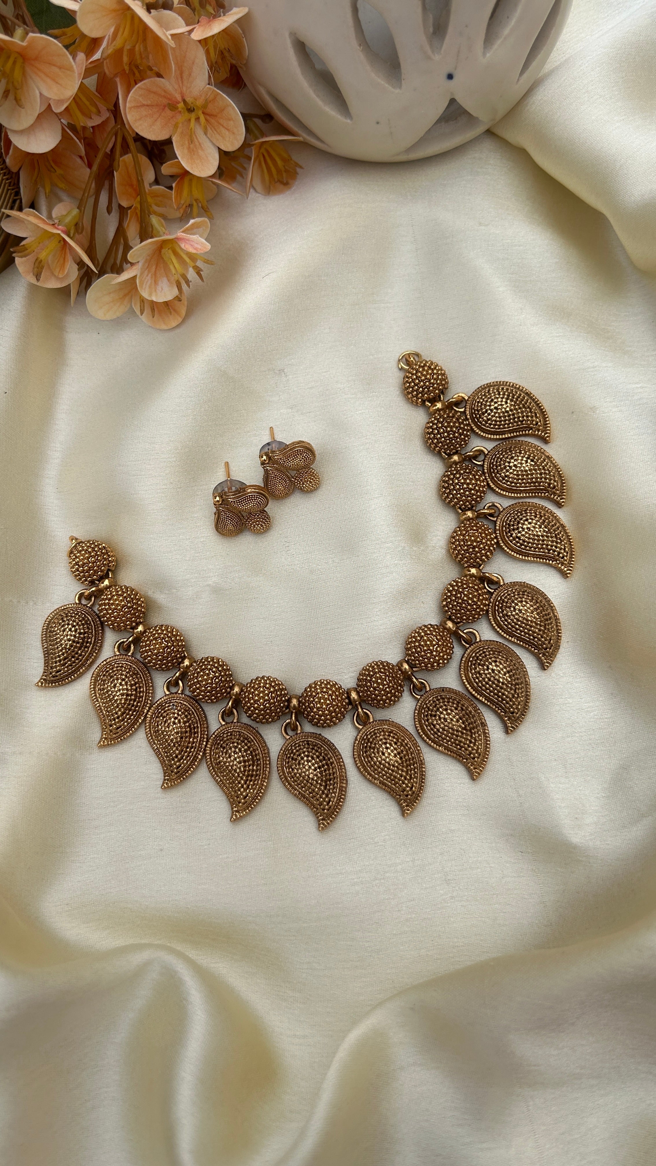 Traditional Kavya necklace (EK071)