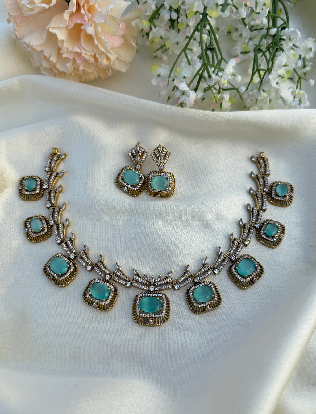 Multi colour square AD necklace (EK084)