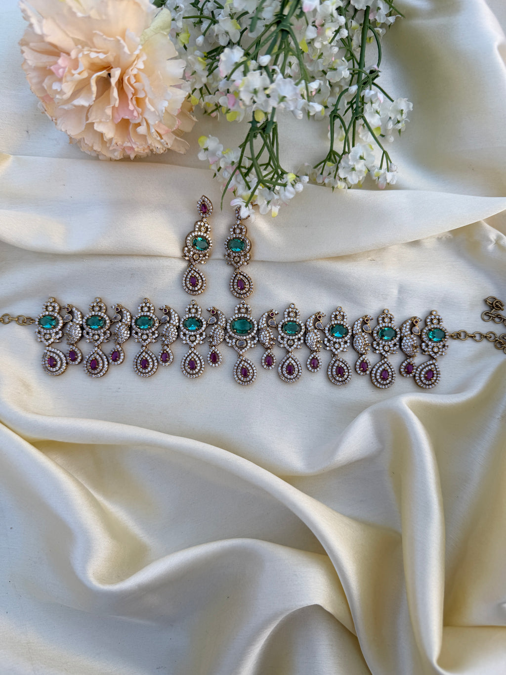 Premium Peacock AD choker (EK062)