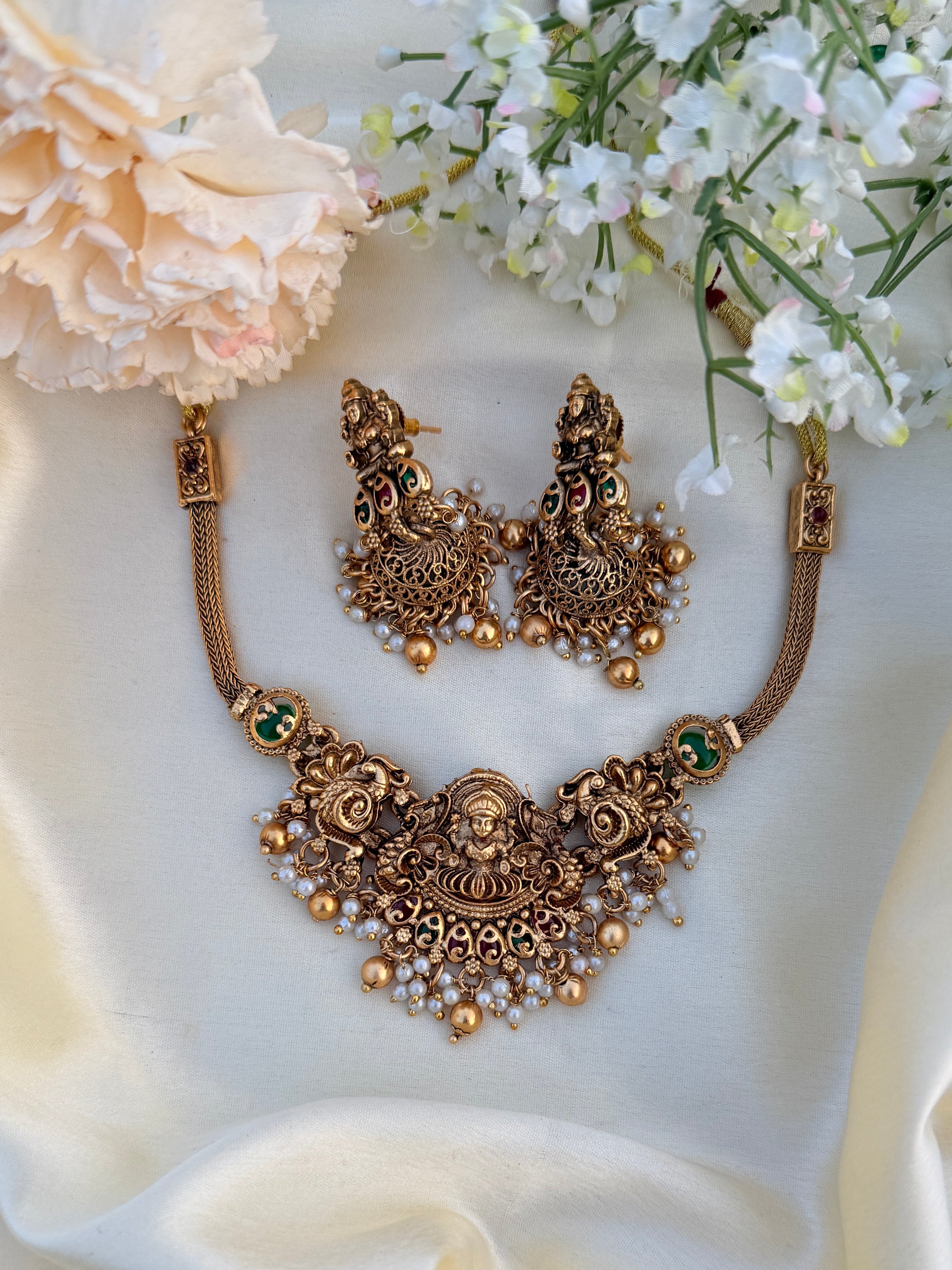 Lakshmi mini choker (EK055)