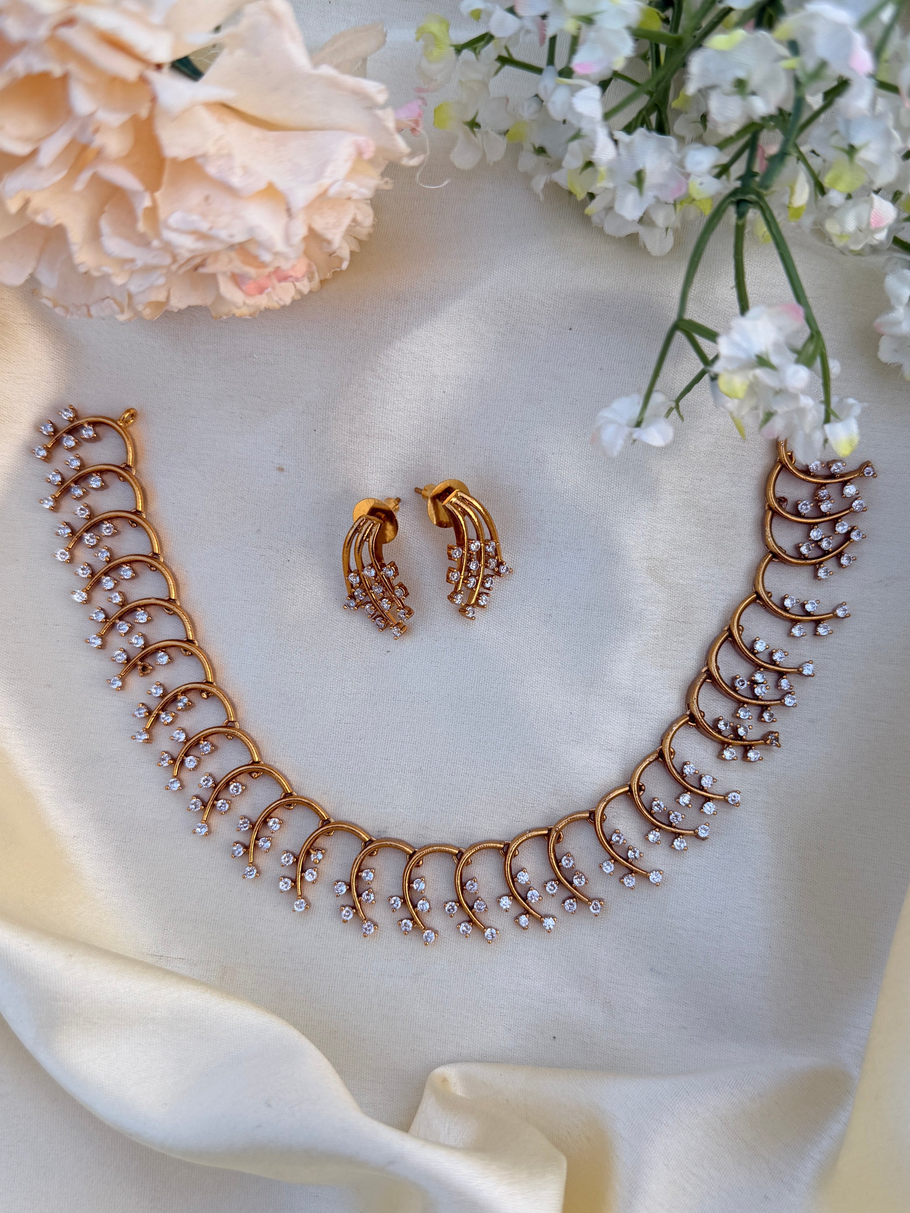 Clara Necklace (EK052)