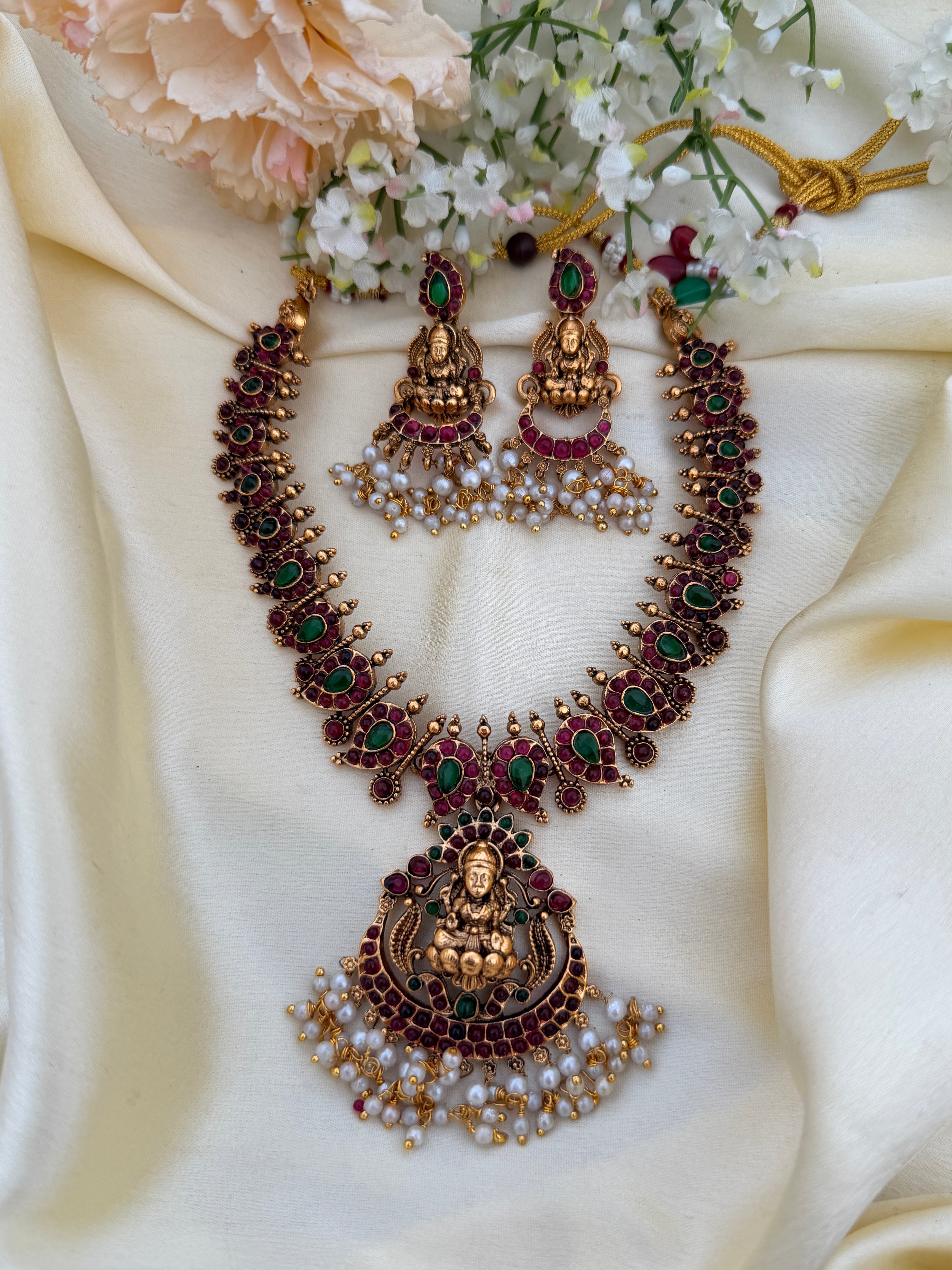 Kemp manga Lakshmi necklace