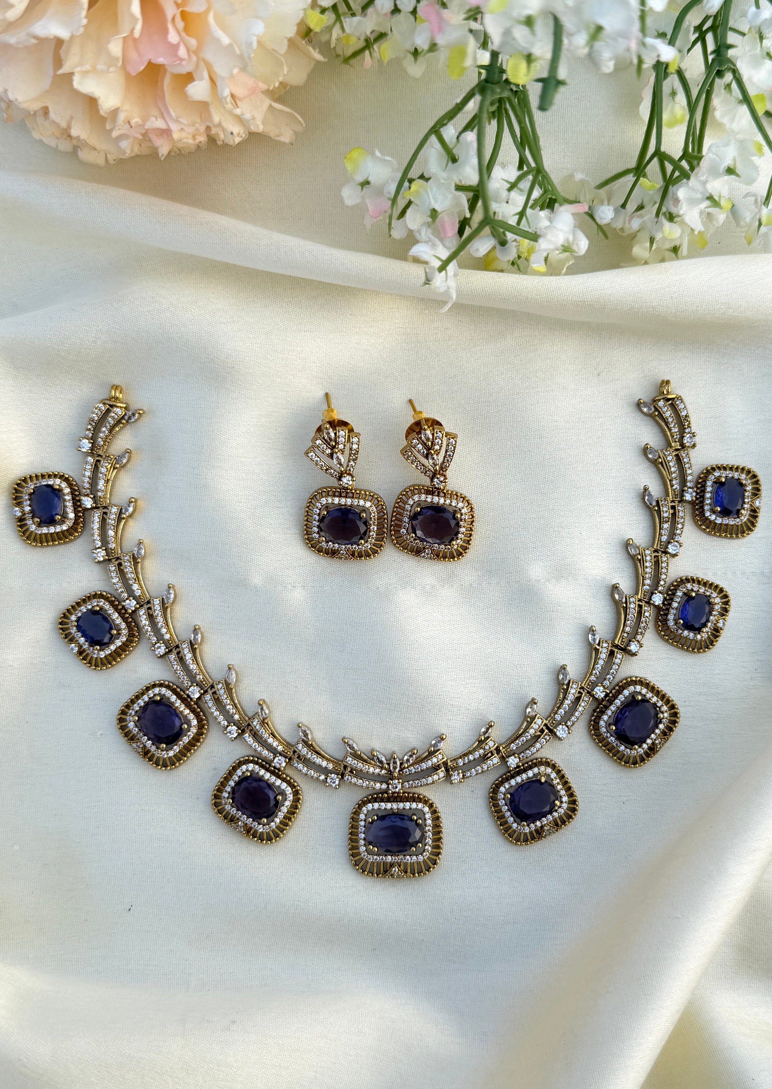 Multi colour square AD necklace (EK084)