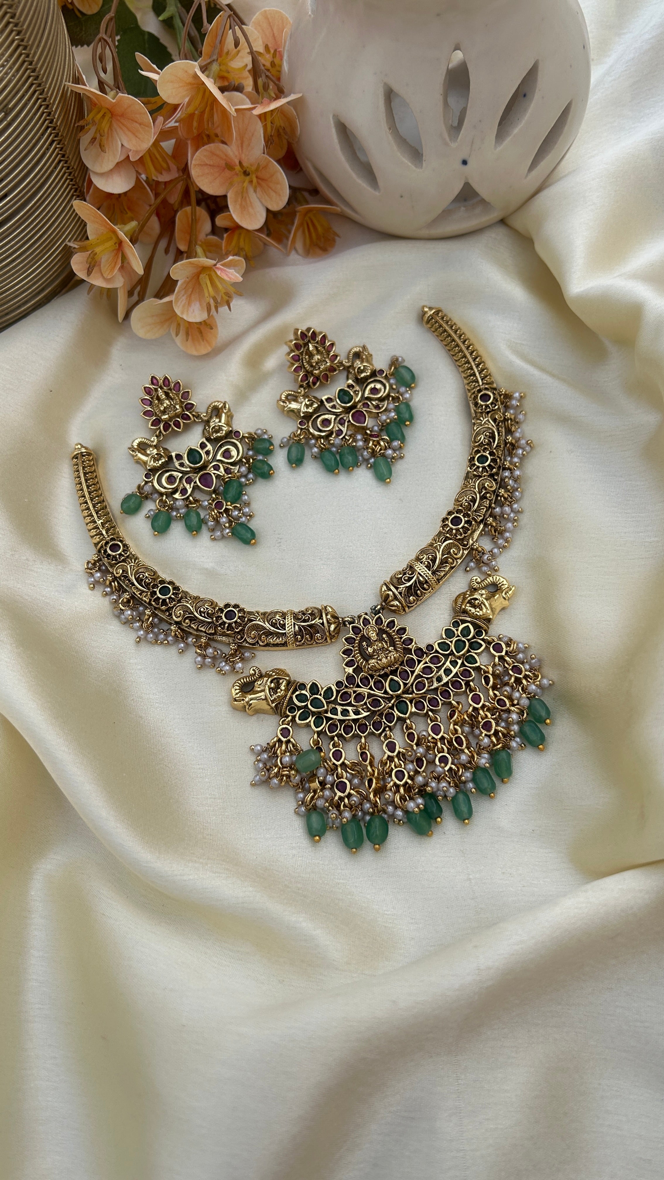 Premium Naina tusker set (EK079)